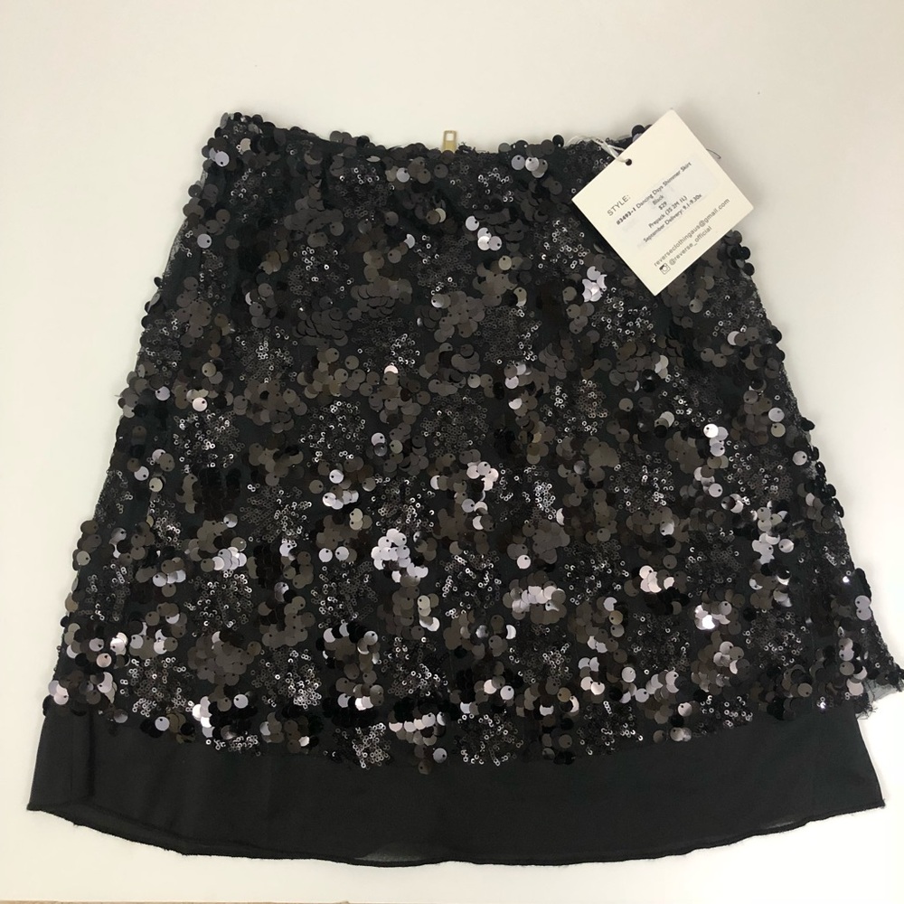 NWT “Reverse” brand black sequin mini skirt